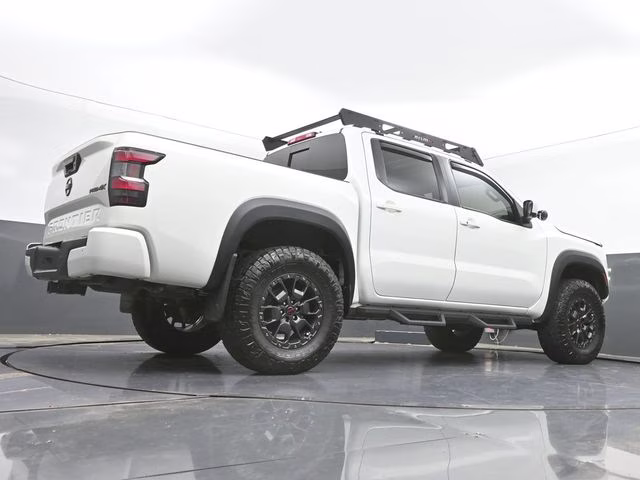 2023 Glacier White Nissan Frontier PRO-4X 4X4 Truck