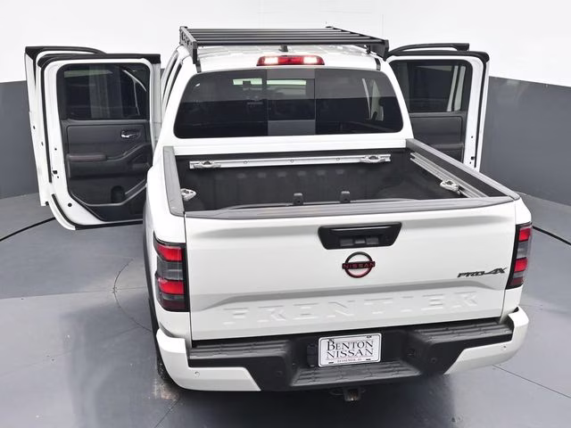 2023 Glacier White Nissan Frontier PRO-4X 4X4 Truck