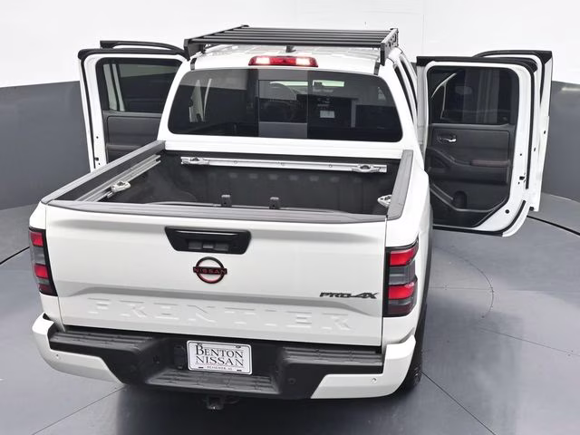 2023 Glacier White Nissan Frontier PRO-4X 4X4 Truck