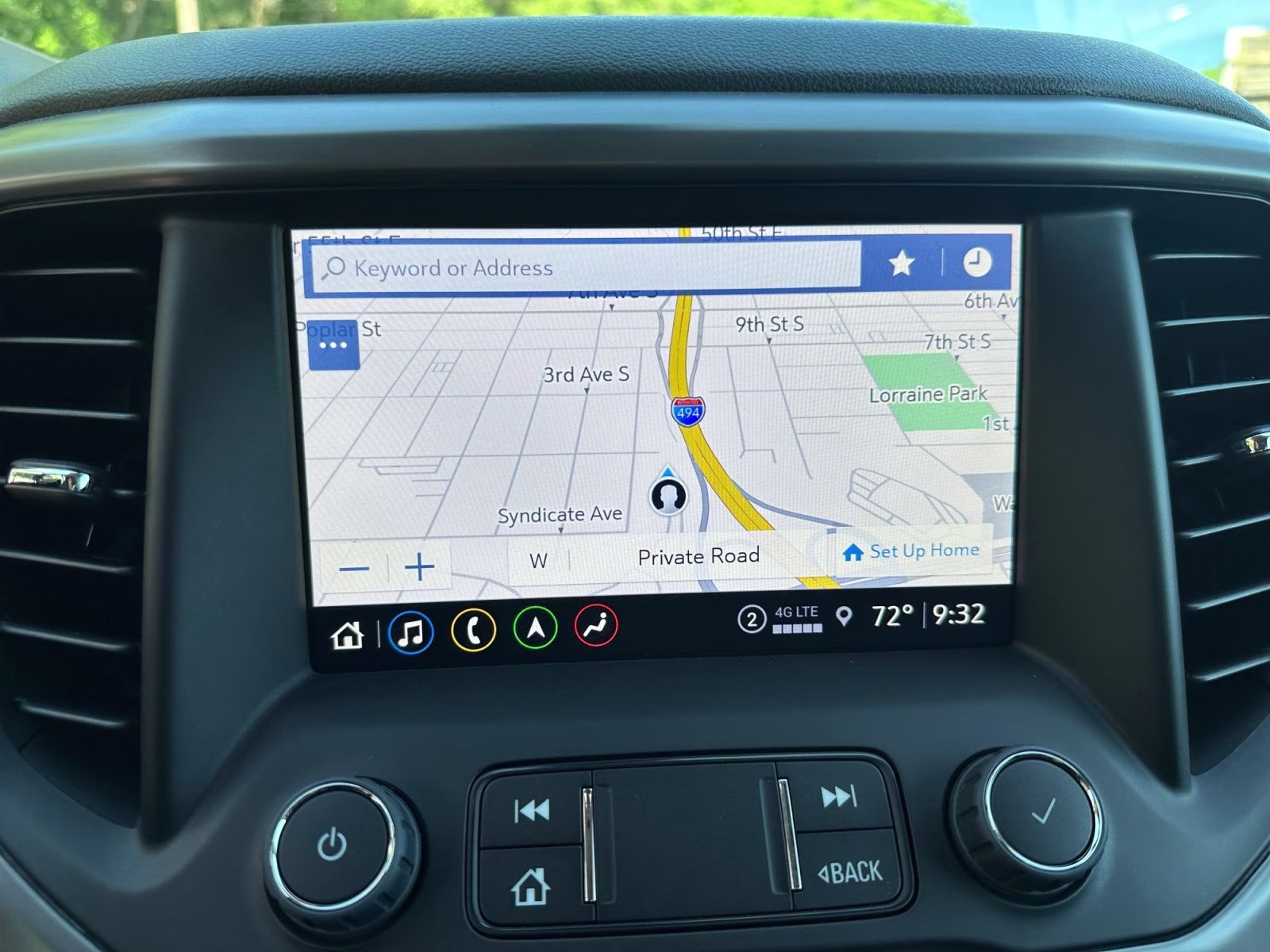 2023 Sterling Metallic GMC Acadia AT4 AWD SUV