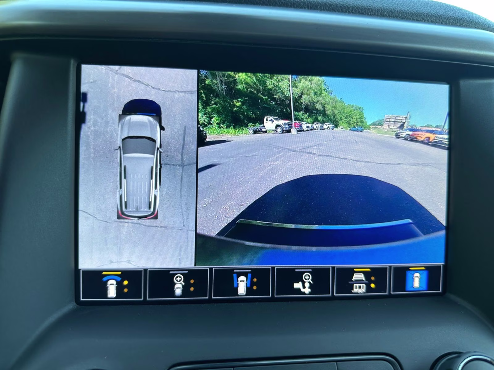 2023 Sterling Metallic GMC Acadia AT4 AWD SUV