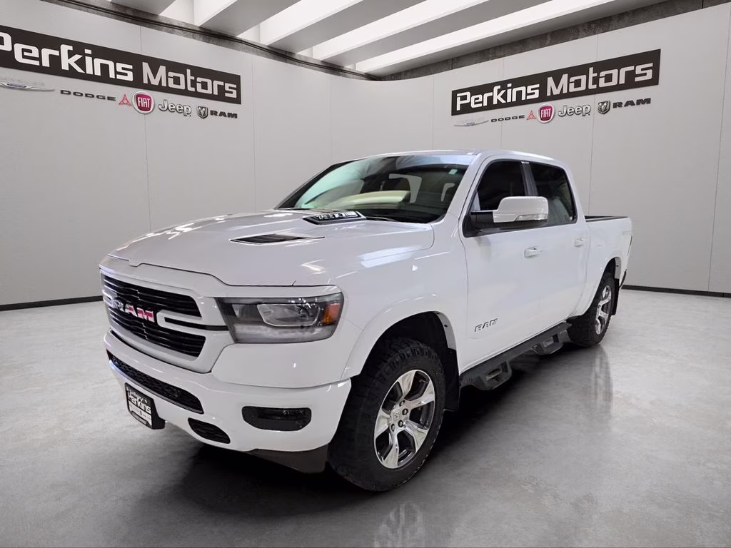 2020 RAM 1500 Laramie 4x4 Crew Cab 5'7's photo