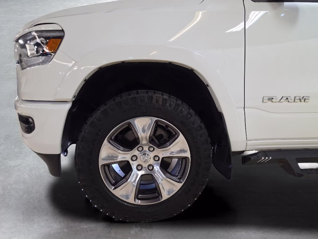 2020 Bright White Clearcoat Ram 1500 Laramie 4X4 Truck