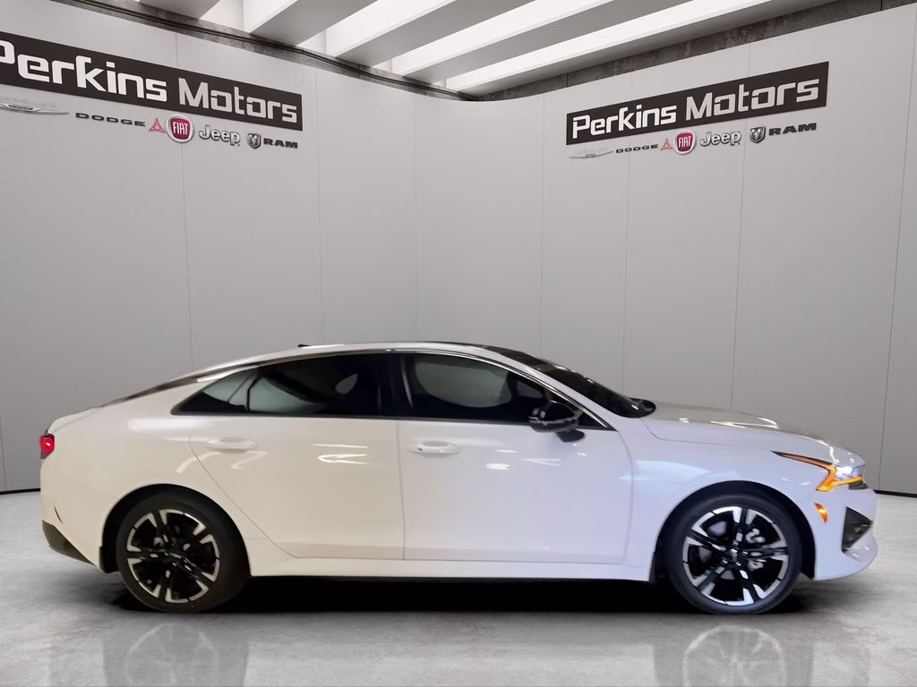 2024 Glacial White Pearl Kia K5 GT-Line FWD Sedan