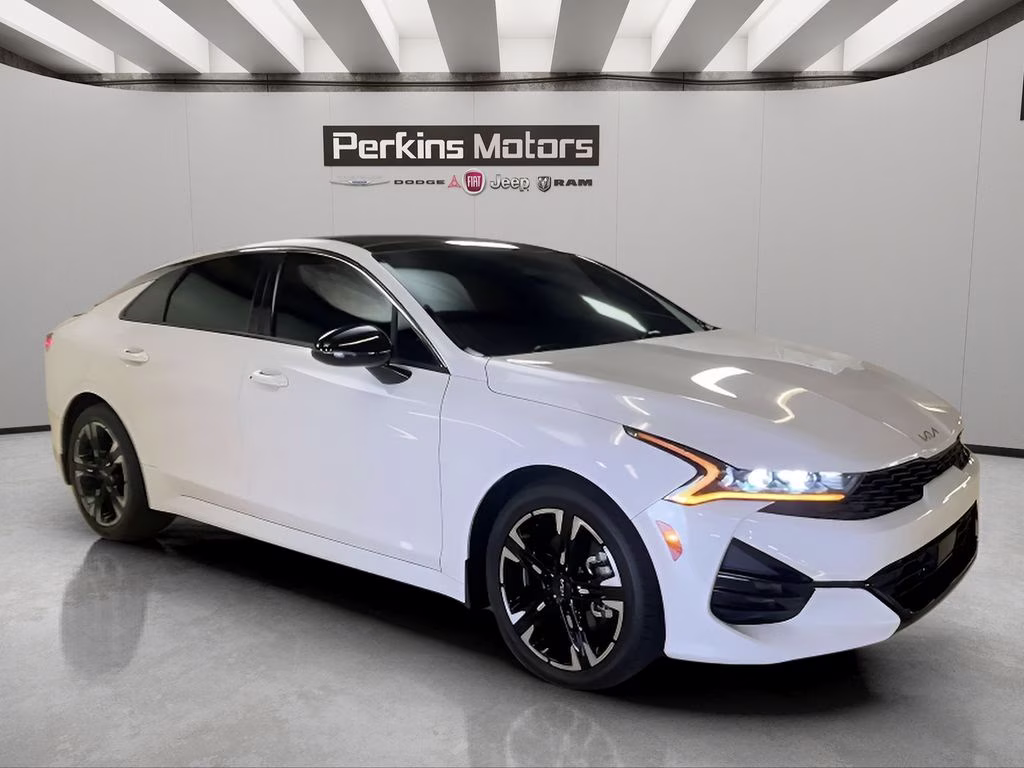2024 Glacial White Pearl Kia K5 GT-Line FWD Sedan