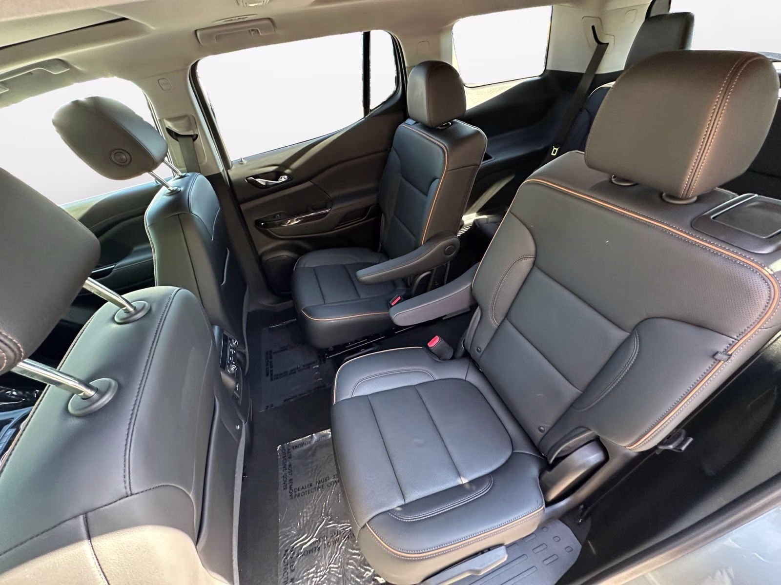 2023 Sterling Metallic GMC Acadia AT4 AWD SUV