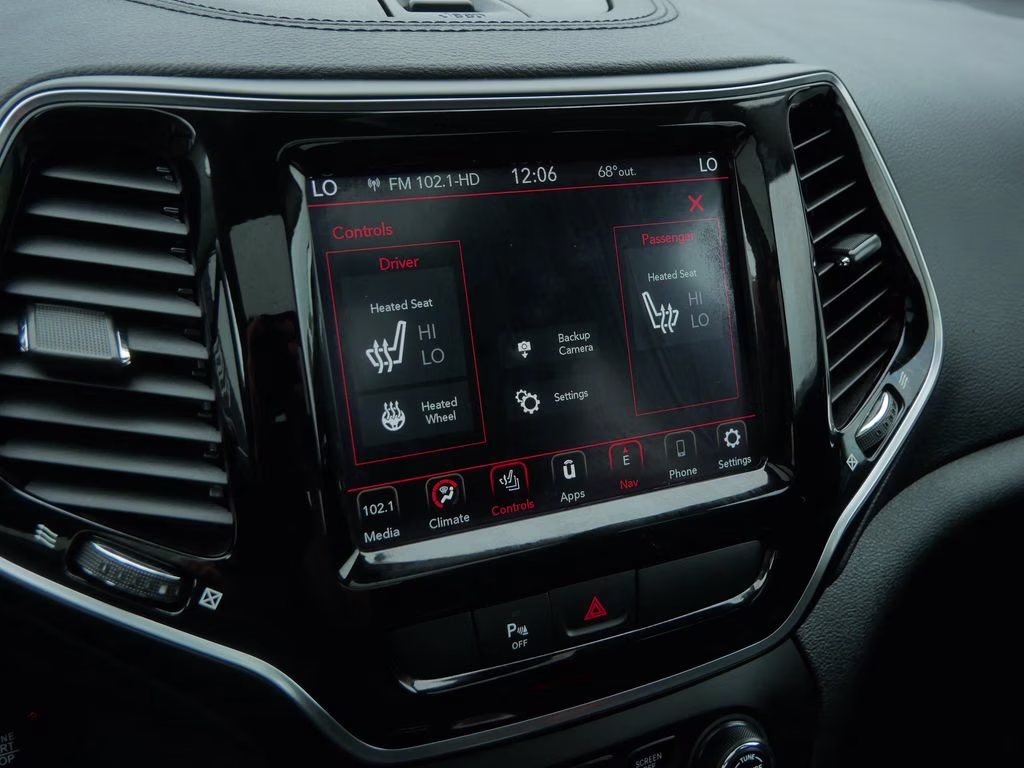 2020 Diamond Black Crystal Pearlcoat Jeep Cherokee Limited 4X4 SUV