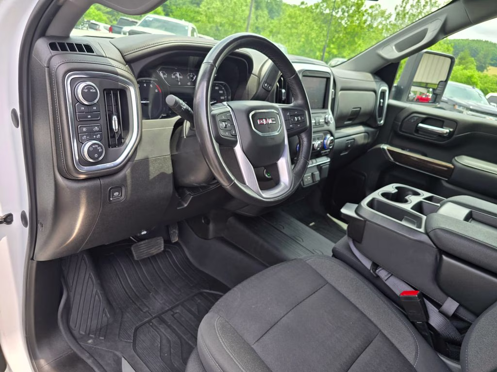 2022 Summit White GMC Sierra 2500HD SLE 4X4 Truck
