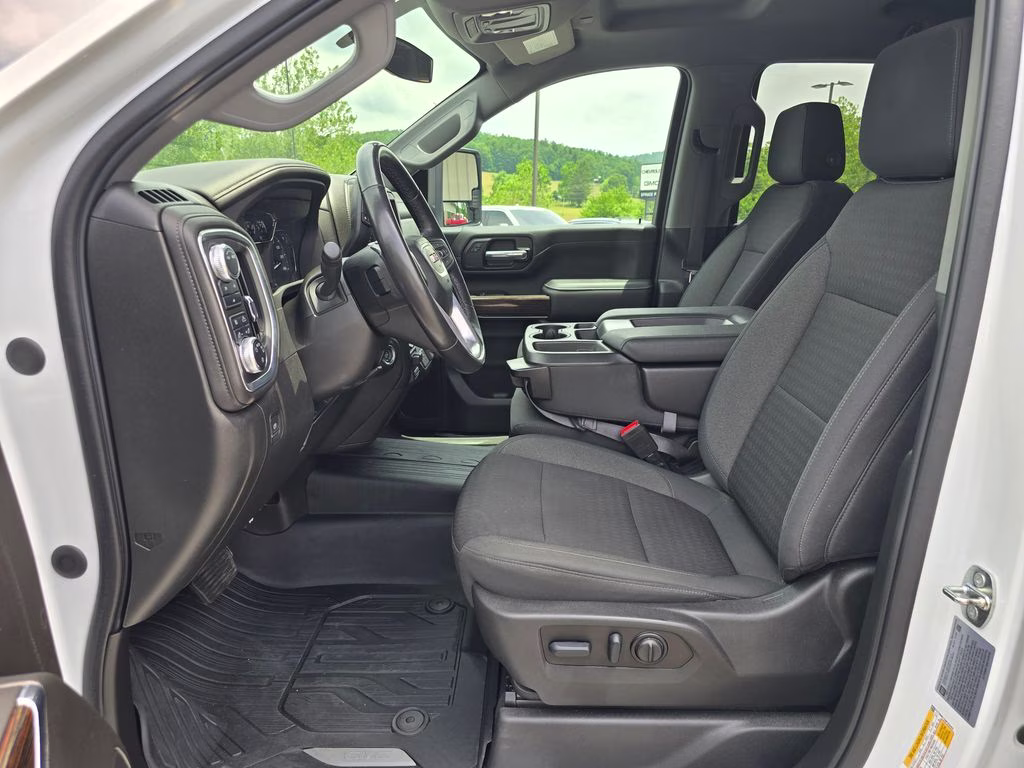 2022 Summit White GMC Sierra 2500HD SLE 4X4 Truck
