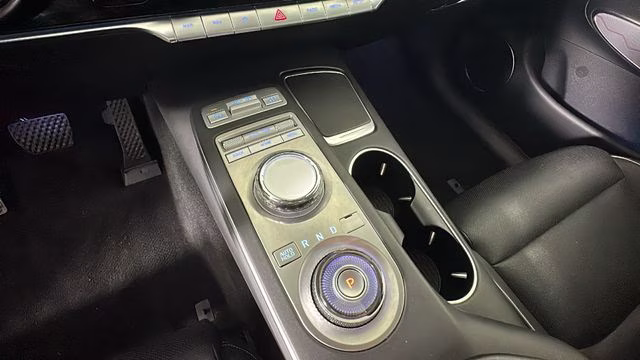 2024 Silver Genesis GV70 2.5T AWD SUV