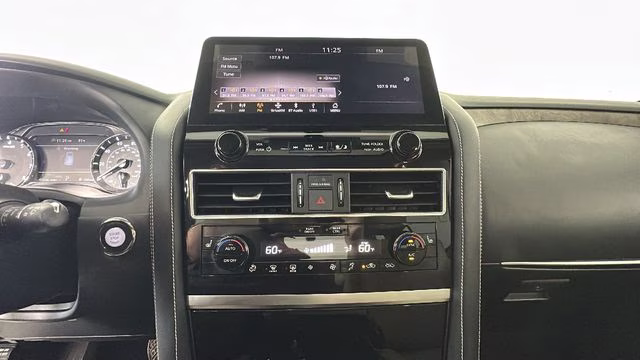 2023 White INFINITI QX80 Premium Select 4X4 SUV