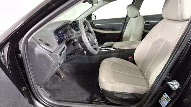 2023 Onyx Black Hyundai Sonata SE FWD Sedan