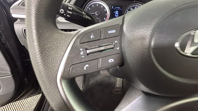 2023 Onyx Black Hyundai Sonata SE FWD Sedan