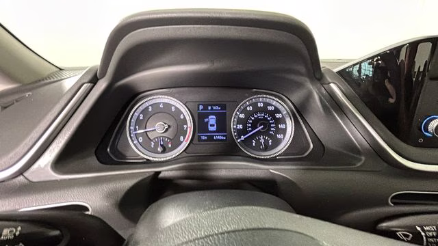 2023 Onyx Black Hyundai Sonata SE FWD Sedan
