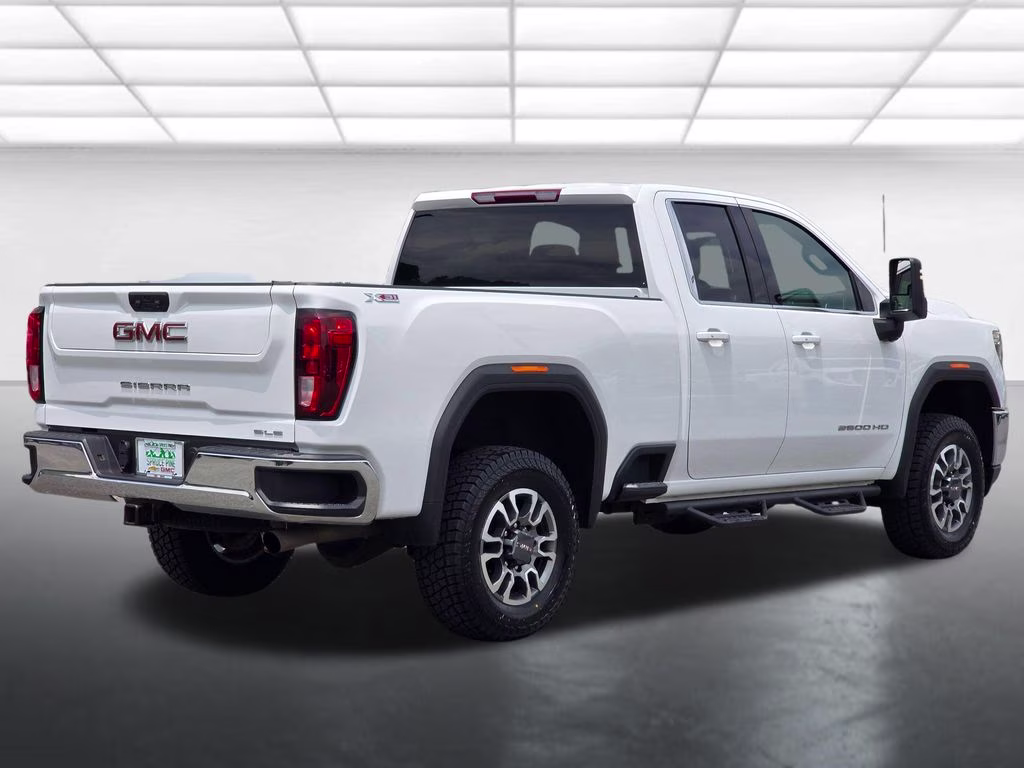 2022 Summit White GMC Sierra 2500HD SLE 4X4 Truck