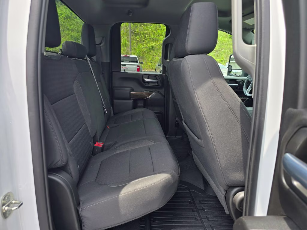 2022 Summit White GMC Sierra 2500HD SLE 4X4 Truck