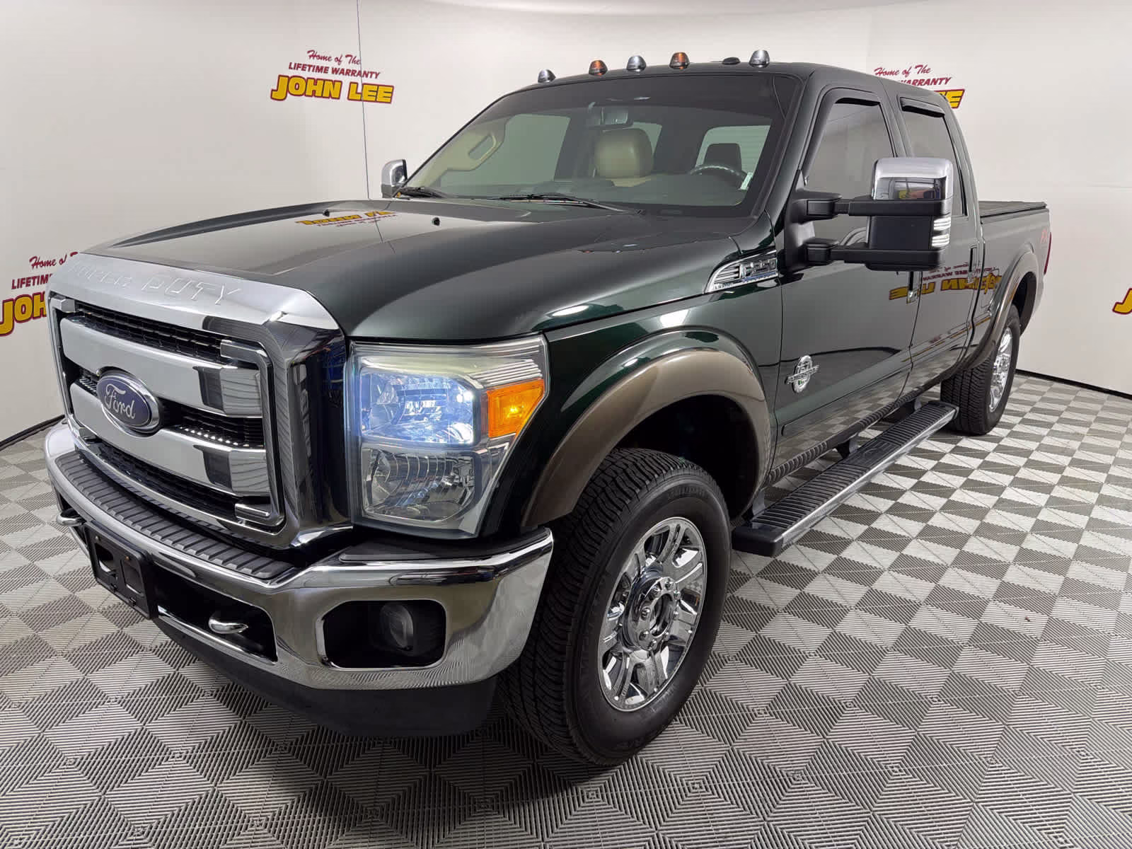2016 Ford F-250 Lariat 4x4 Crew Cab 8' Box's photo