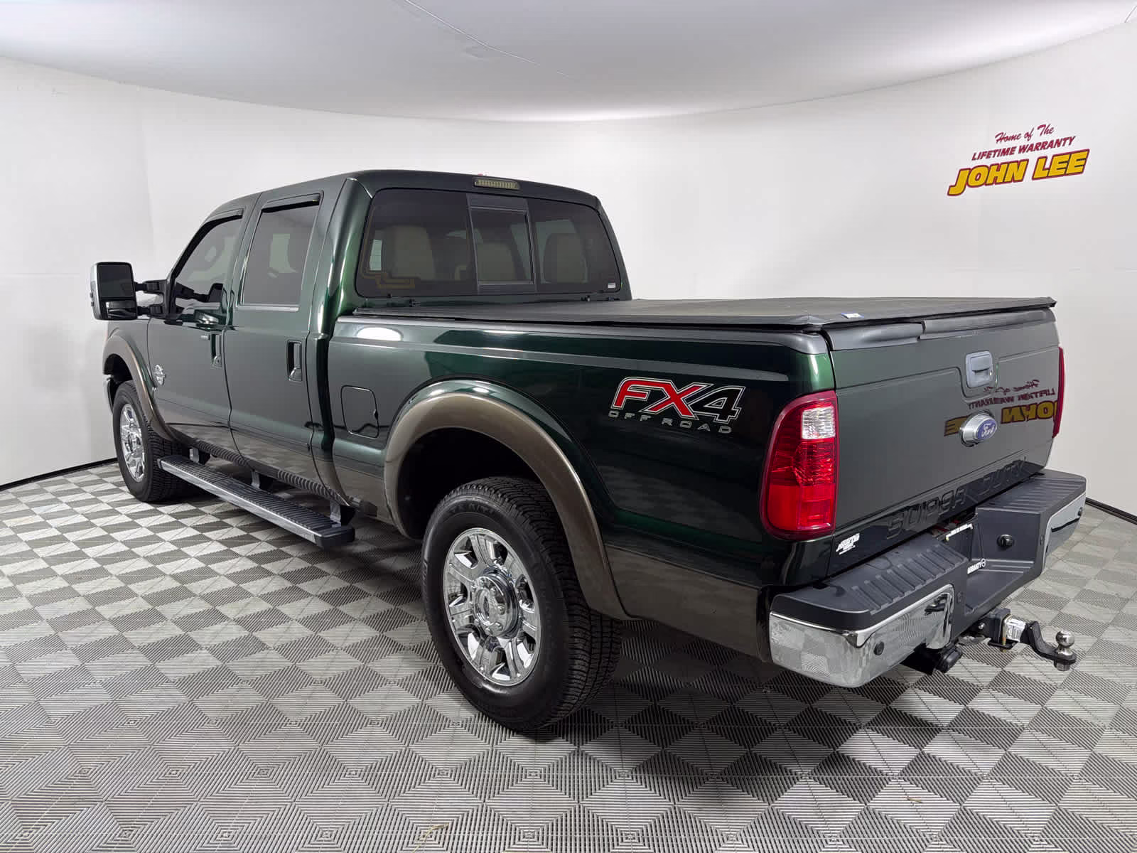 2016 Green Gem/Caribou Ford Super Duty F-250 SRW Lariat 4X4 Truck