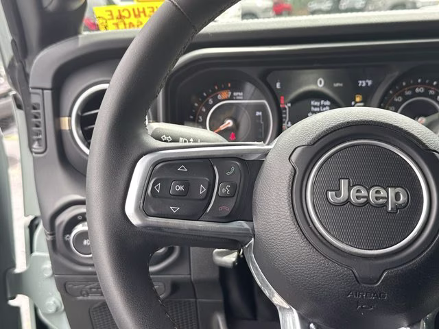 2024 Earl Clearcoat Jeep Wrangler Sahara 4X4 Convertible