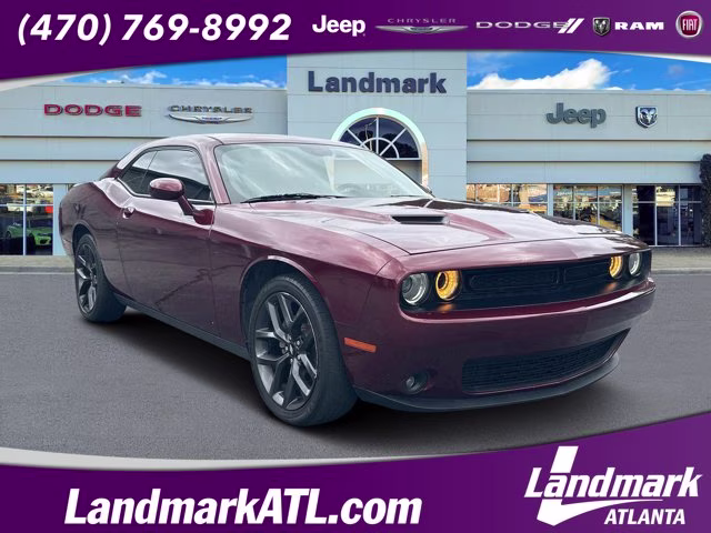 2019 Octane Red Pearlcoat Dodge Challenger SXT RWD Coupe