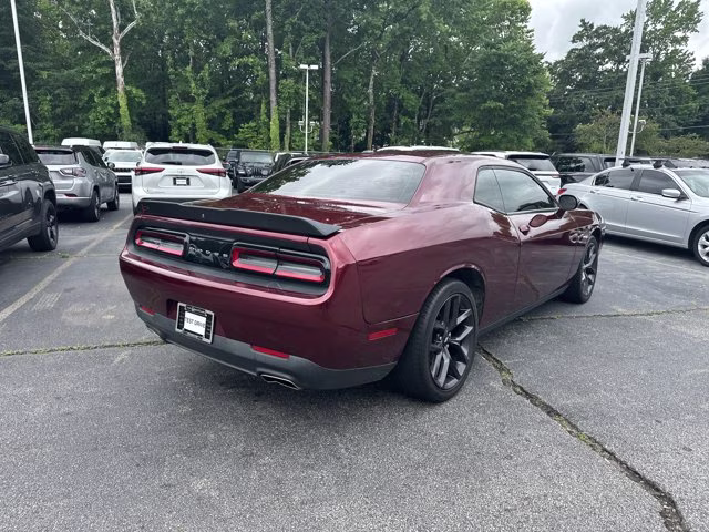 2019 Octane Red Pearlcoat Dodge Challenger SXT RWD Coupe