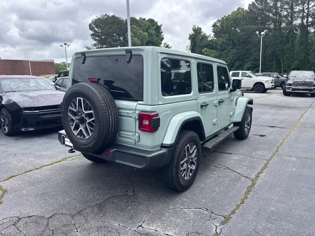 2024 Earl Clearcoat Jeep Wrangler Sahara 4X4 Convertible