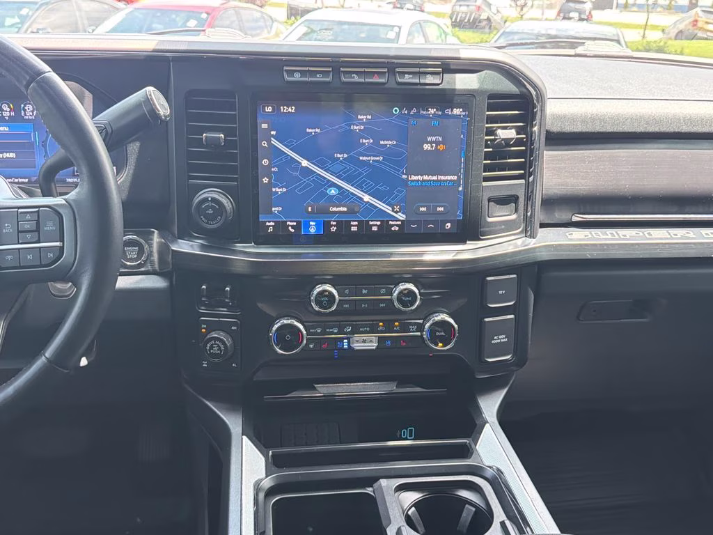 2023 Black Metallic Ford Super Duty F-250 SRW Lariat 4X4 Truck