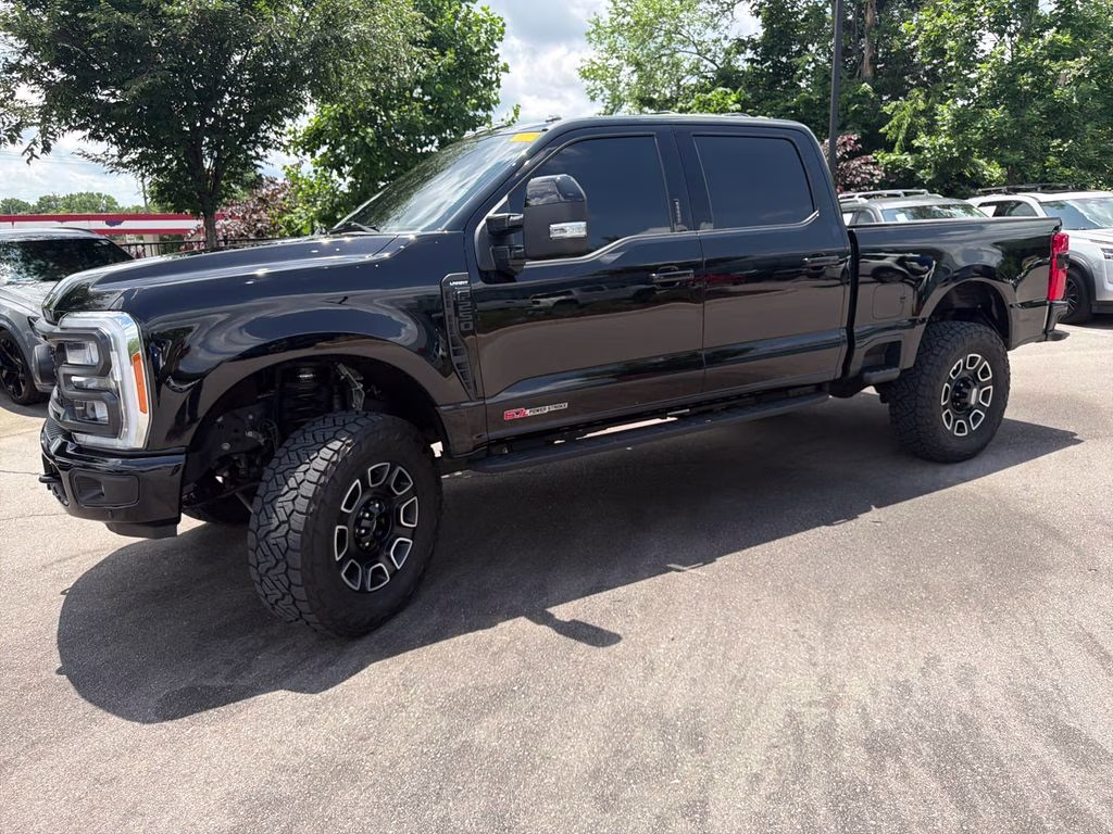 2023 Black Metallic Ford Super Duty F-250 SRW Lariat 4X4 Truck