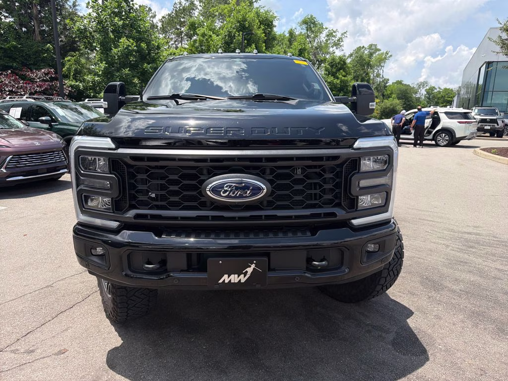 2023 Black Metallic Ford Super Duty F-250 SRW Lariat 4X4 Truck