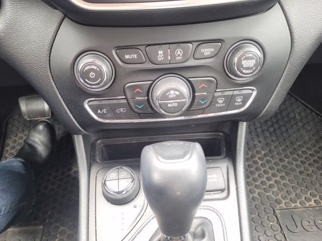2019 Bronze Jeep Cherokee Trailhawk 4X4 SUV