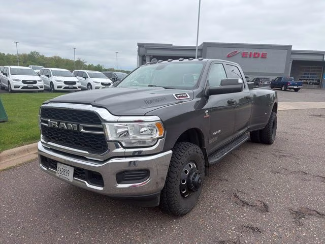 2020 RAM 3500 Tradesman 4X4 Crew Cab LWB's photo
