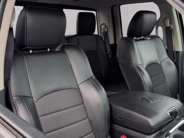 2017 Brilliant Black Crystal Pearlcoat Ram 1500 Sport 4X4 Truck