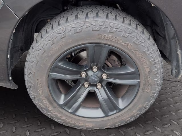 2017 Brilliant Black Crystal Pearlcoat Ram 1500 Sport 4X4 Truck