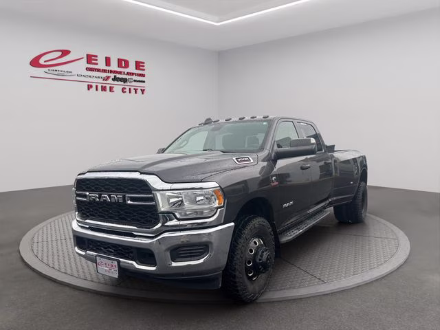 2020 Granite Crystal Metallic Clearcoat Ram 3500 Tradesman 4X4 Truck