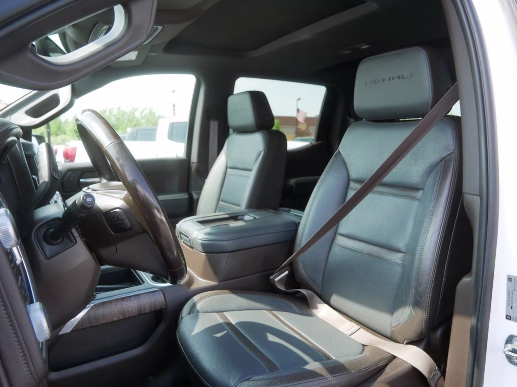 2019 White Frost Tricoat GMC Sierra 1500 Denali 4X4 Truck