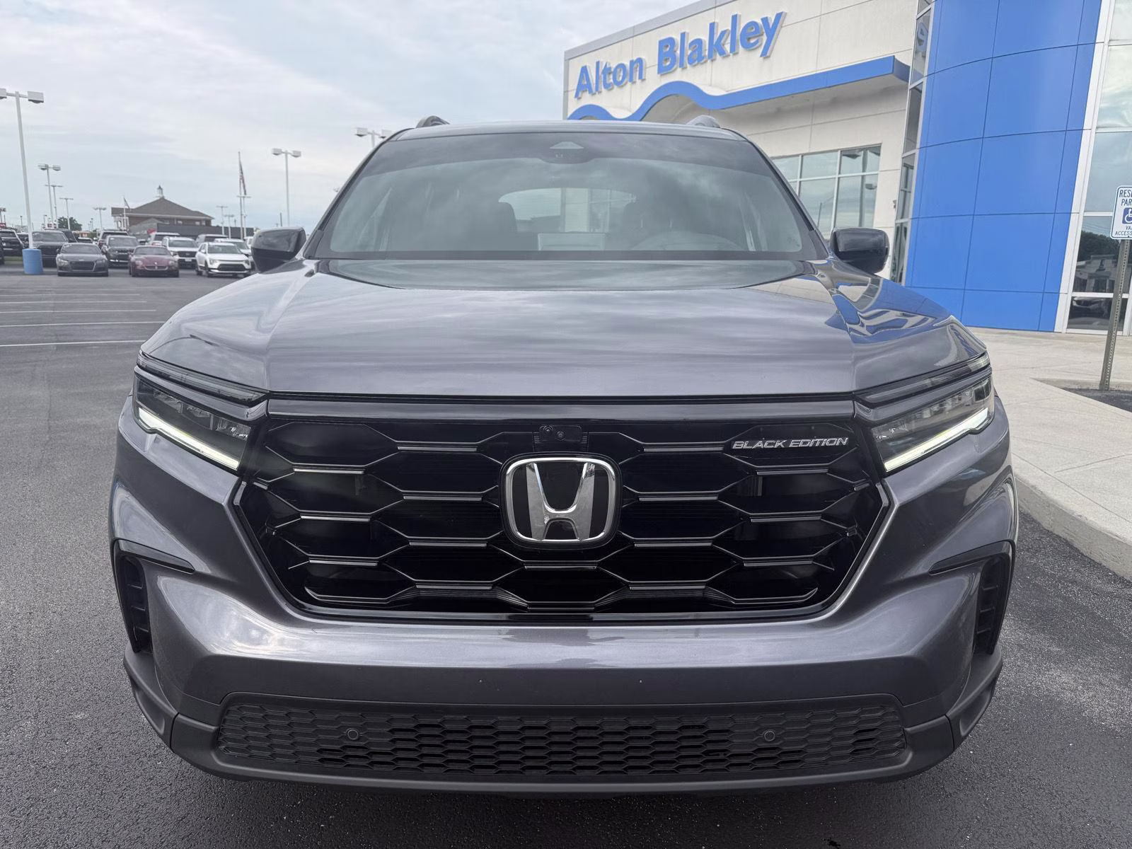 2025 Modern Steel Metallic Honda Pilot Black Edition AWD SUV