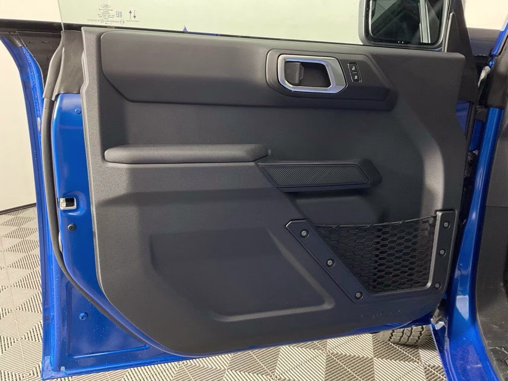 2026 Blue Metallic Ford Bronco Big Bend 4X4 SUV