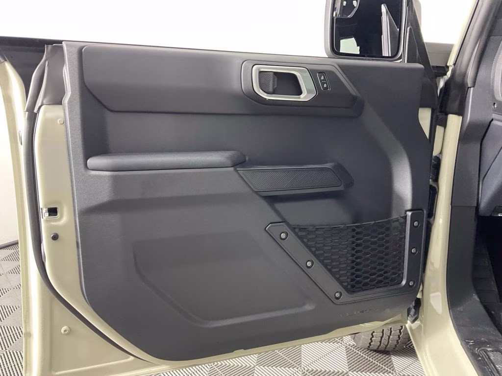2026 Desert Sand Ford Bronco Big Bend 4X4 SUV