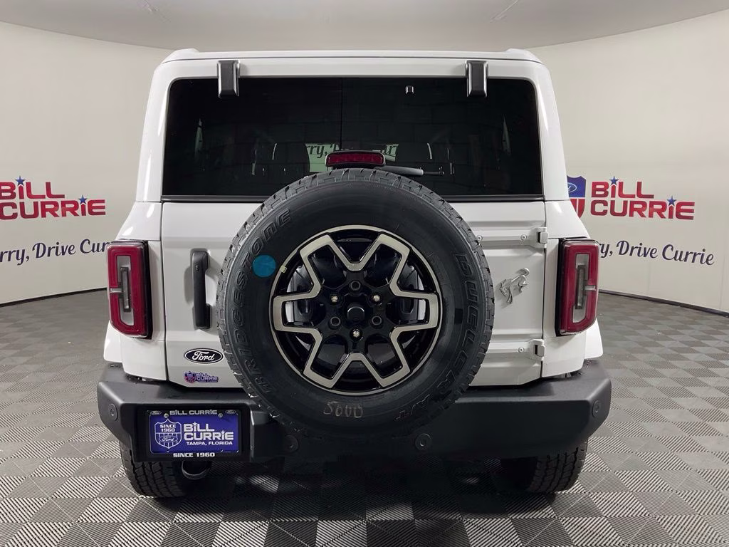 2026 Oxford White Ford Bronco Outer Banks 4X4 SUV