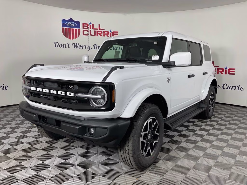 2026 Oxford White Ford Bronco Outer Banks 4X4 SUV