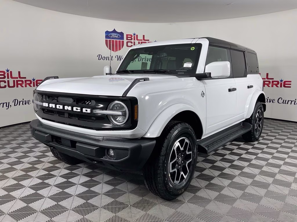 2026 Oxford White Ford Bronco Outer Banks 4X4 SUV