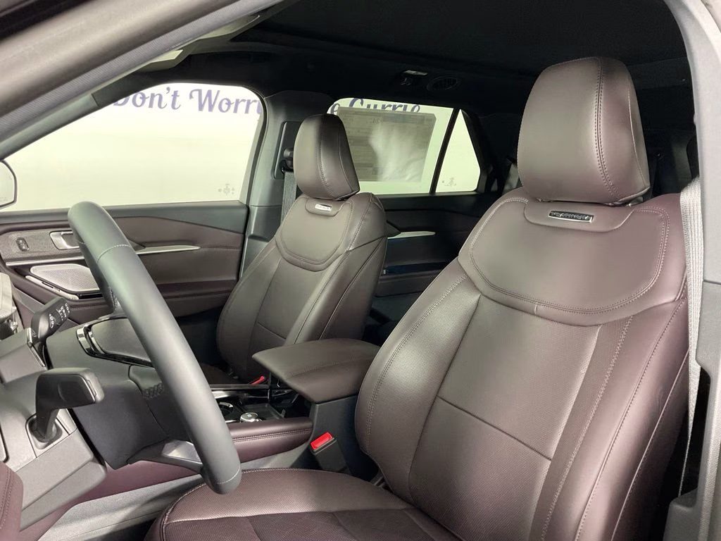 2026 Black Metallic Ford Explorer Platinum RWD SUV