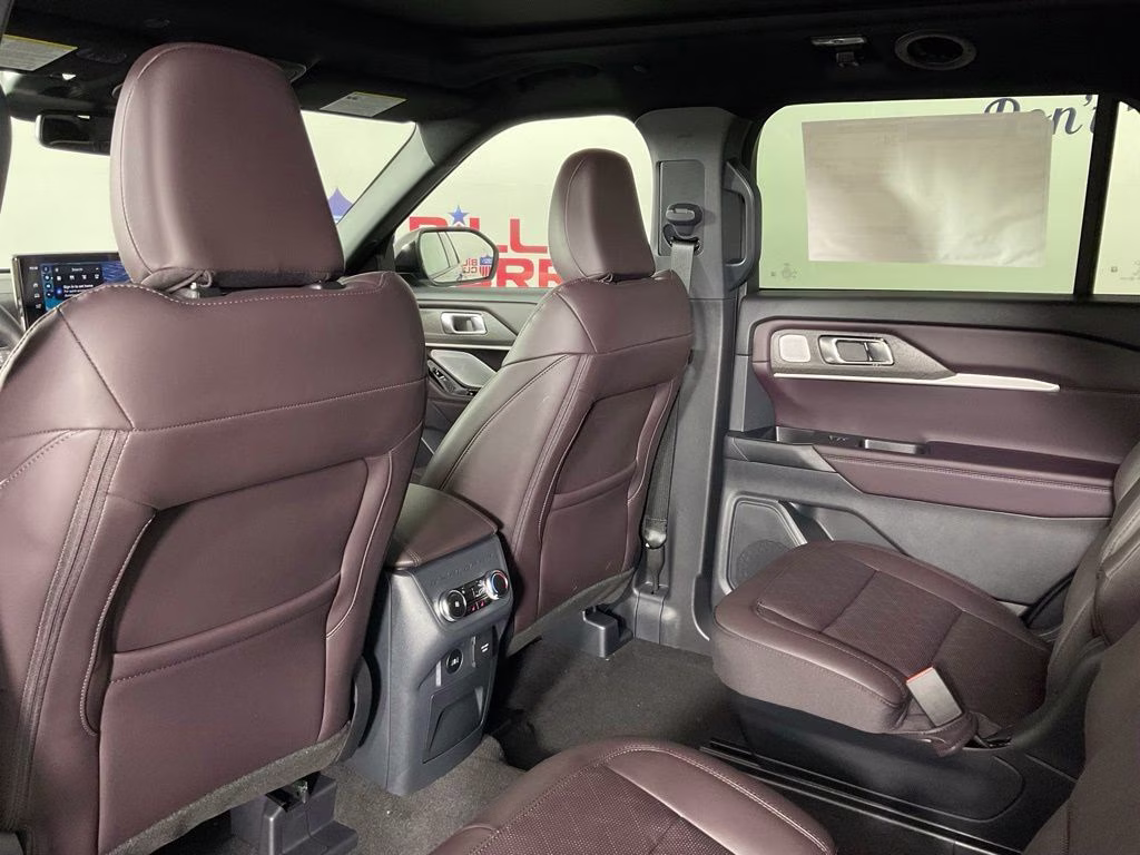 2026 Black Metallic Ford Explorer Platinum RWD SUV