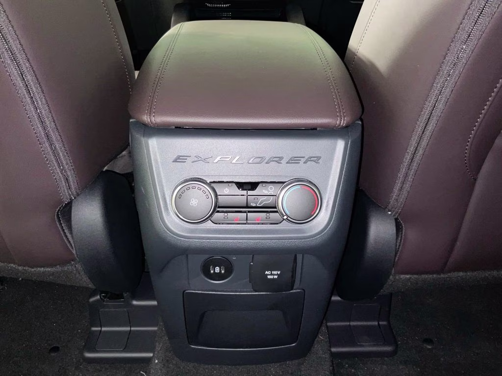 2026 Black Metallic Ford Explorer Platinum RWD SUV