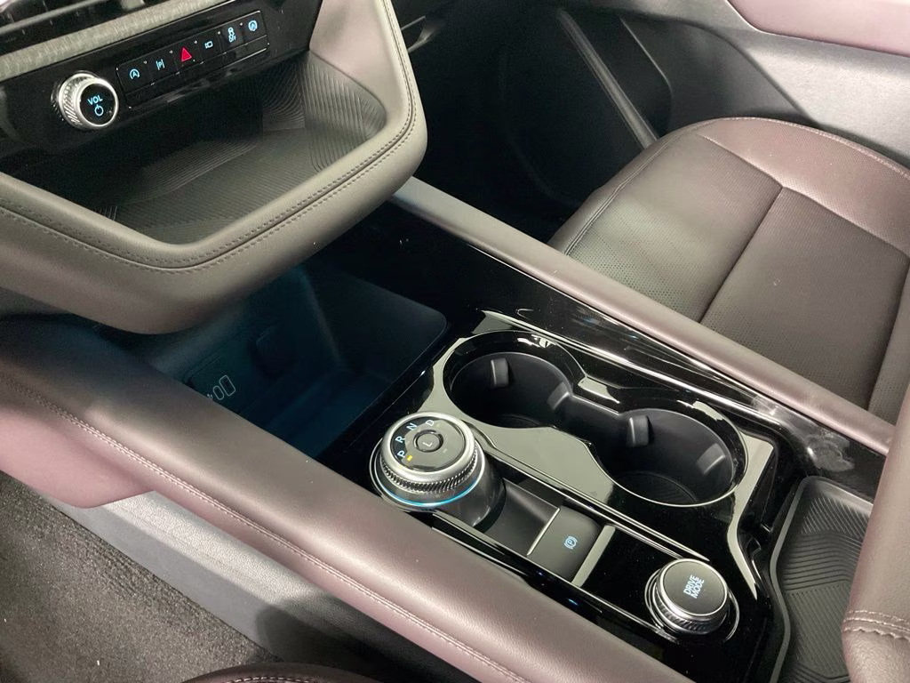 2026 Black Metallic Ford Explorer Platinum RWD SUV