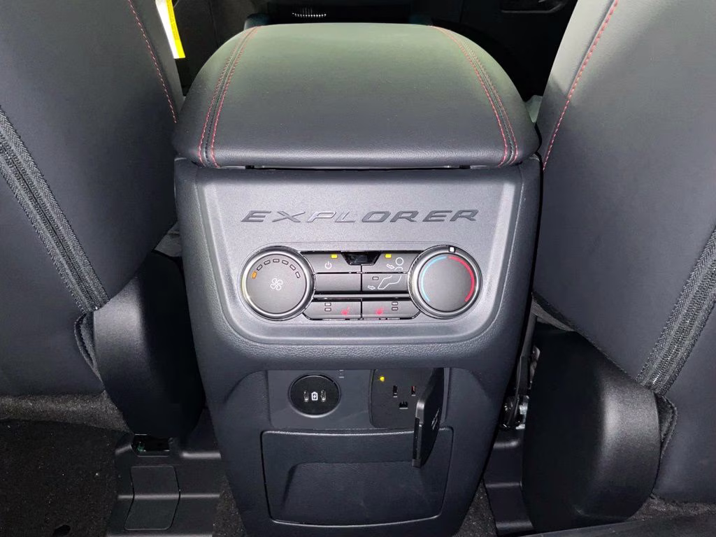 2026 White Ford Explorer ST-Line RWD SUV