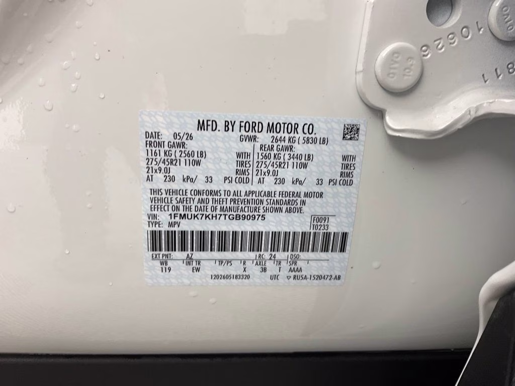 2026 White Ford Explorer ST-Line RWD SUV