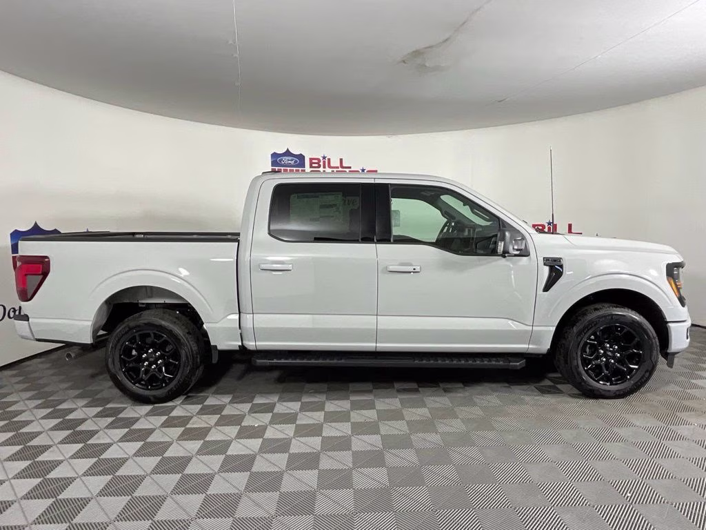 2026 Avalanche Ford F-150 XLT RWD Truck