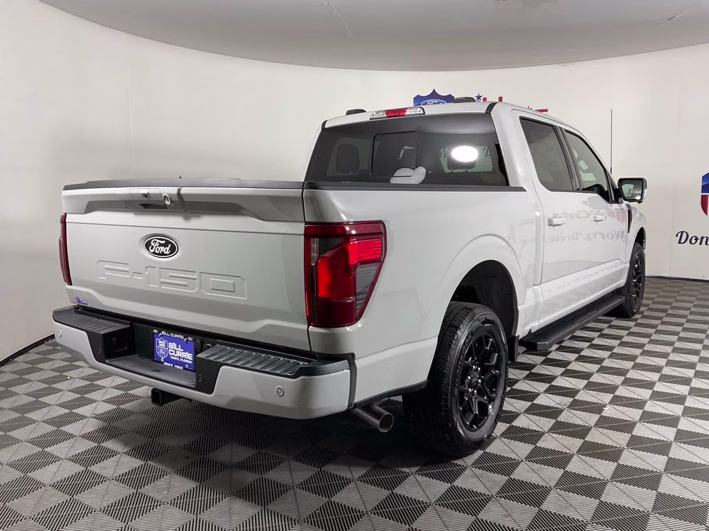 2026 Avalanche Ford F-150 XLT RWD Truck