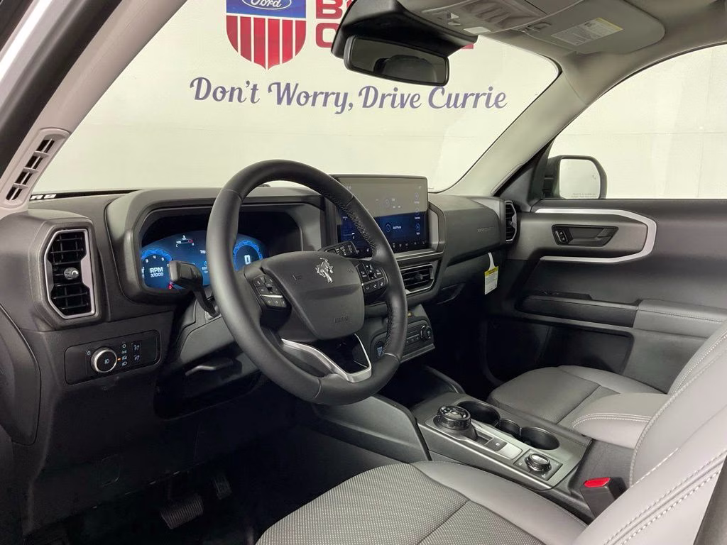 2026 Oxford White Ford Bronco Sport Badlands 4X4 SUV